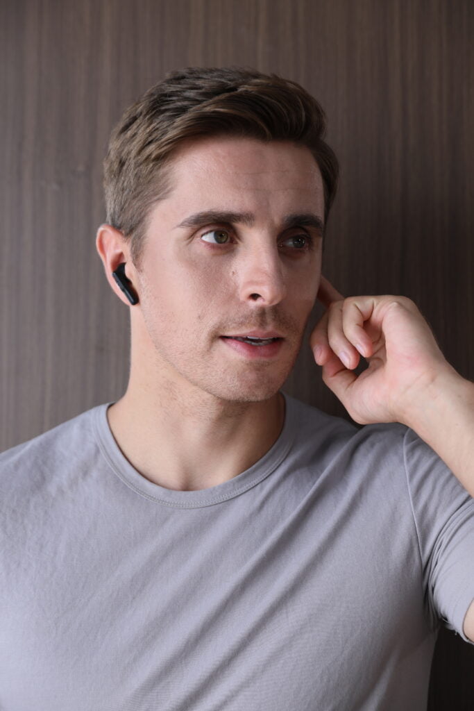 LINNER Deluxe: OTC hearing aids: The world first MEMS speaker technology
