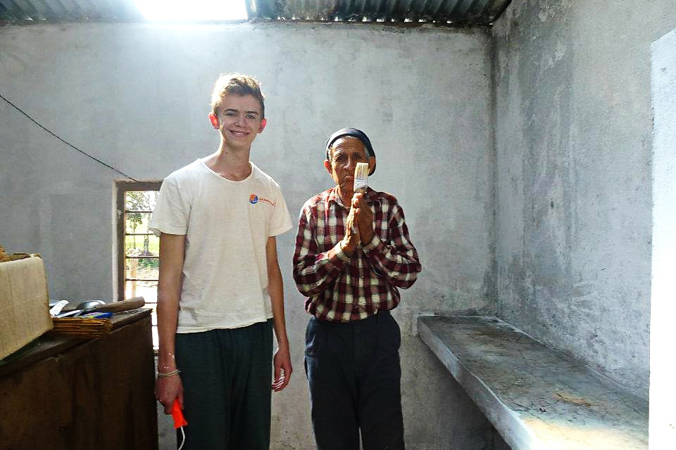 volunteer-in-nepal